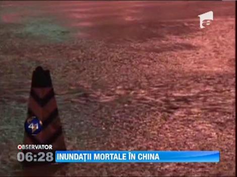Ploile torentiale au inecat nord vestul Chinei