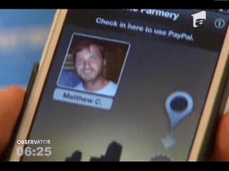 Uitati de carduri si de coduri PIN! Contul bancar ar putea fi accesat prin telefonul mobil, doar cu o poza