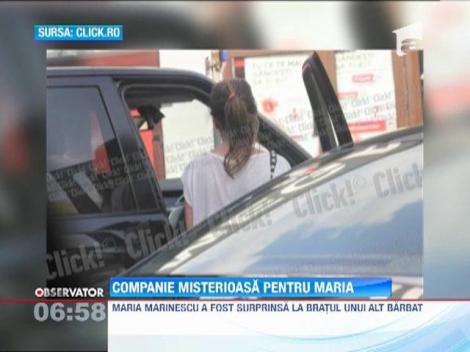 Maria Marinescu, surprinsa in compania unui barbat misterios