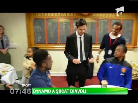 Fotbalistii lui Manchester United au fost impresionati de cel mai tare magician din lume