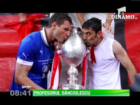 Ionel Danciulescu incearca sa o resusciteze pe Dinamo