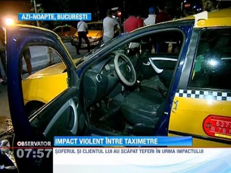 Doua taximetre s-au ciocnit violent intr-o intersectie din Capitala