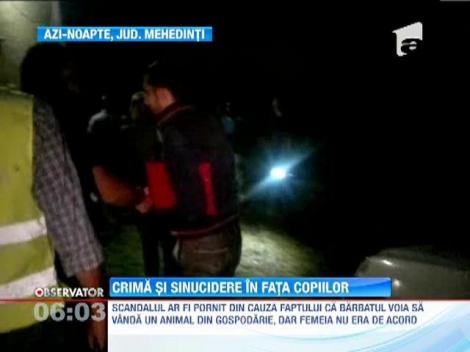 Un barbat si-a impuscat sotia si apoi s-a sinucis, chiar in fata celor doi copii ai lor