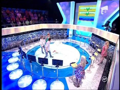 Maria Carneci si Ana Maria Prodan, invinse de blonde