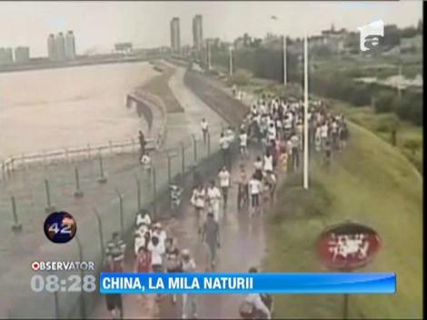 China se pregateste sa infrunte un taifun care a facut 18 victime in Filipine