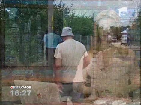 Galati: Au improvizat o livada in plina strada