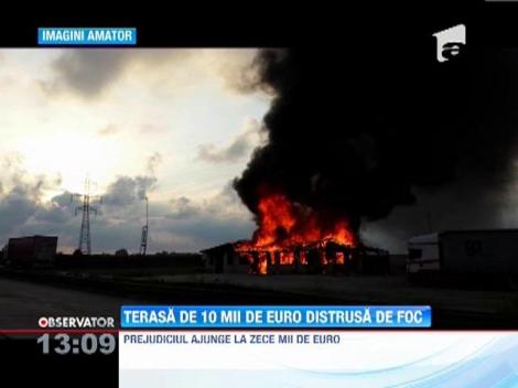 Constanta: Terasa distrusa de foc