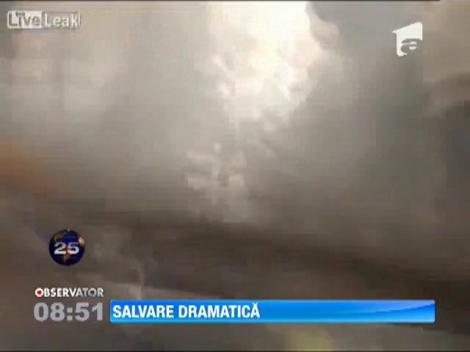 Salvare dramatica in Ucraina!  Pompierii au scos la lumina patru oameni ingropati sub daramaturi