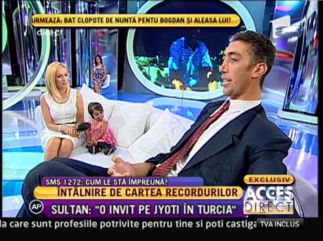 Intalnire soc! Cea mai mica femeie si cel mai inalt barbat din lume, fata in fata