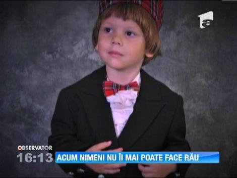 Ionut, baietelul sfasiat de caini, a fost inmormantat