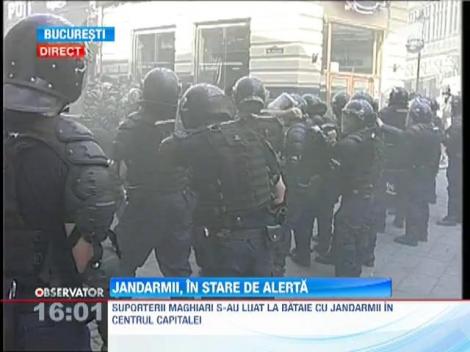 UPDATE! Suporterii maghiari, veniti pentru meciul Romania - Ungaria, s-au luat la bataie cu jandarmii, in centrul Capitalei