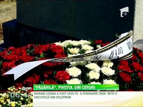 Handbalistii de la Veszprem au depus coroane de flori la mormantul lui Marian Cozma
