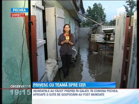Inundatiile au facut dezastru in comuna Pechea