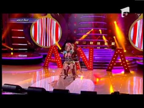 Ellie White se transforma in Anna Lesko - “Ana”