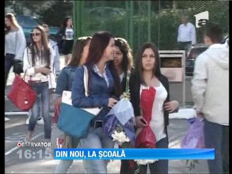 UPDATE / Peste trei milioane de elevi au inceput noul an scolar