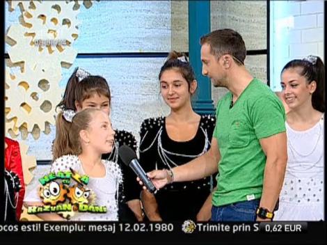 Grupul de copii "Dinamic" de la Palatul Copiilor, la Neatza