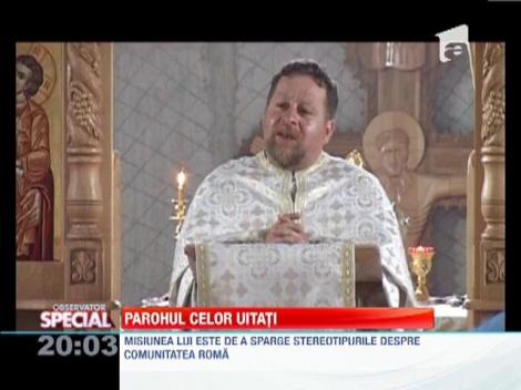 Un preot din Bacau slujeste intr-o comunitate de rromi