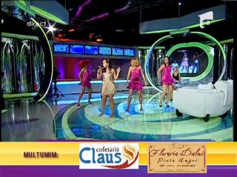 LIVE! Tatiana Stefan - "The Boy Does Nothing"