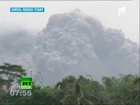 Eruptie vulcanica in Indonezia