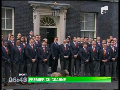Un jucator de rugby i-a pus "coarne" intr-o poza lui David Cameron