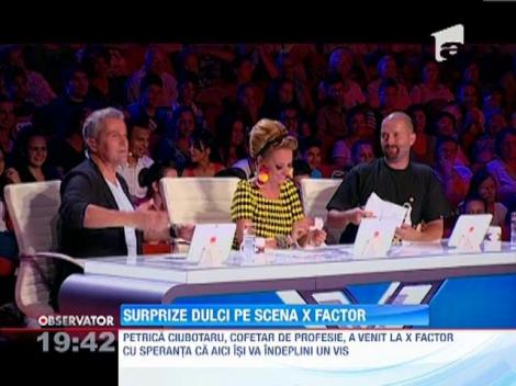Surprize dulci pe scena X Factor! Un concurent a vrut sa "mituiasca" juratii cu un tort!