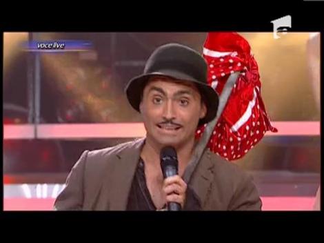 Raj Kapoor, din "Vagabondul, direct pe scena de la "Te cunosc de undeva?". Pepe a facut un super-show!