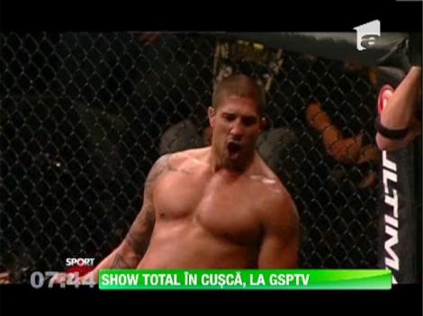Lupte extrem de spectaculoase in gala UFC 165