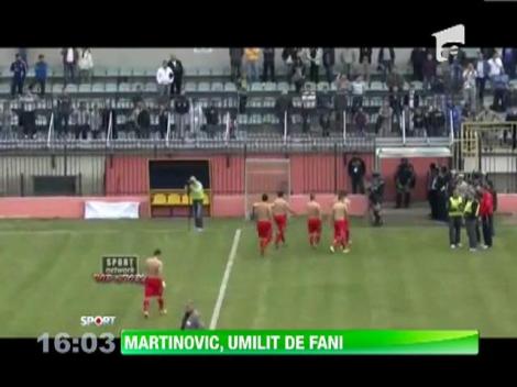 Martinovic, umilit de fanii din Serbia