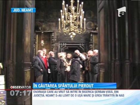 UPDATE / S-au inchinat la un mormant gol