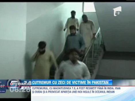 Cutremur cu zeci de victime in Pakistan