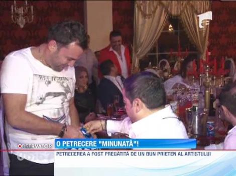 Adrian Minune a chefuit pana in zori de ziua lui