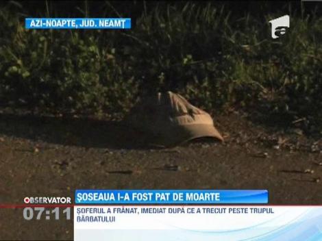 Sinucidere extrema! S-a culcat pe mijlocul drumului, iar o masina i-a curmat viata