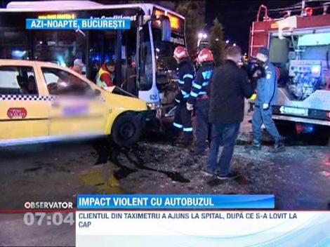 Un taxi si un autobuz s-au tamponat pe un bulevard din Capitala
