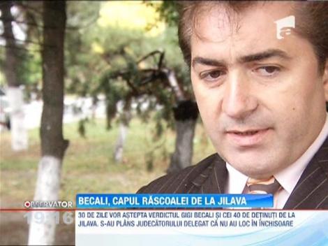 Gigi Becali ar putea da afara conducerea penitenciarului Jilava