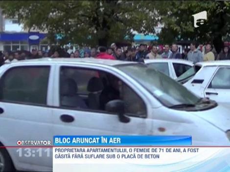 Un bloc din Resita aruncat in aer
