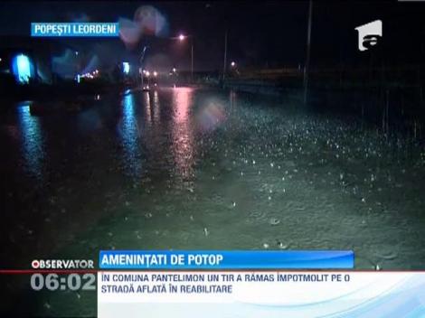 Ploile nu mai contenesc de 36 de ore in sudul Romaniei