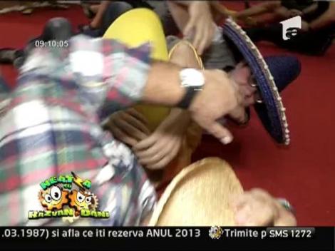 "Dezgustatorii" au facut show la Targul de Fitness