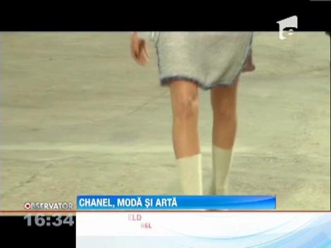 Ultima colectie Chanel, prezentata printre opere de arta, la Saptamana Modei de la Paris