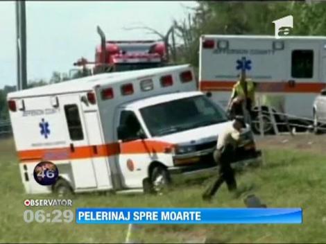 SUA: Impact nimicitor intre un autocar si o masina de teren. Opt morti si 14 raniti