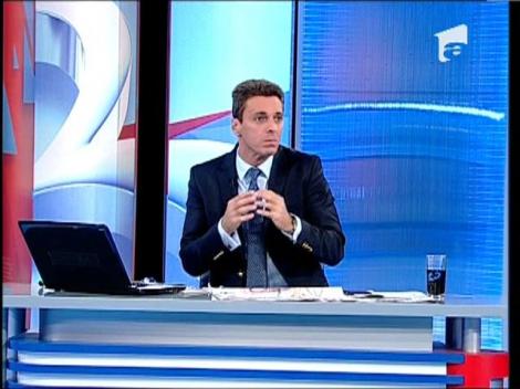 Mircea Badea: "Crin Antonescu isi depreciaza singur imaginea"