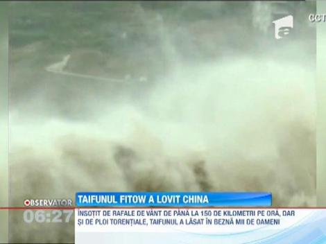 China, sub cod rosu de alerta din cauza taifunului Fitow