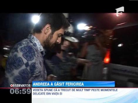 Andreea Marin spunce ca este fericita, dar nu se gandeste la casatorie