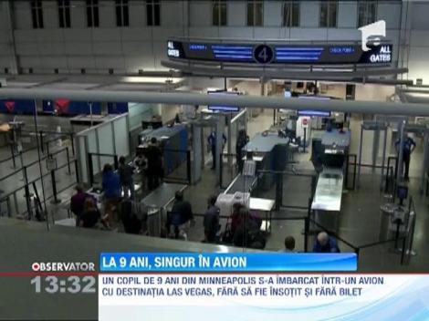 Un copil de noua ani a calatorit cu avionul neinsotit si fara bilet, precum Kevin din "Singur acasa 2"