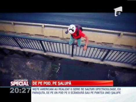 Saritura cu parasuta de pe pod, direct pe o salupa