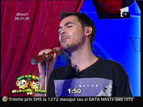 "Opreste-i din cantat" face un valcean fericit! Emilian a castigat un smartphone