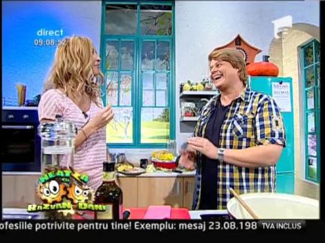 Taitei de casa cu varza creata si carne de vita