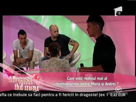 Daniela este deranjata ca fetele il apreciaza pe Andrei, dar nu si pe Alin!