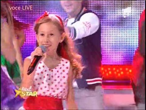 Daria si Antonio, in rolurile lui John Travolta si Olivia Newton-John