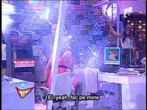 Viorel si Oana Lis - "Fac pe mine", parodie Andra - "Va fi bine"