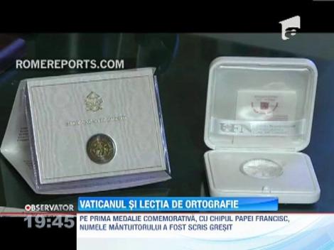 Prima medalie comemorativa din domnia Papei Francisc, batuta cu o greseala de ortografie